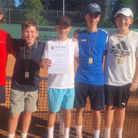 U14-Tennisjungs stürmen souverän zum Landesmeistertitel